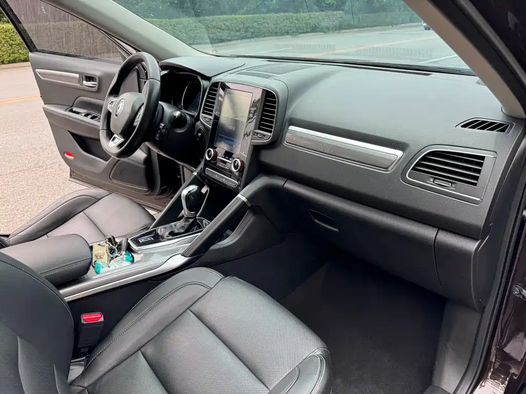 Renault Koleos 2017 — фото 14
