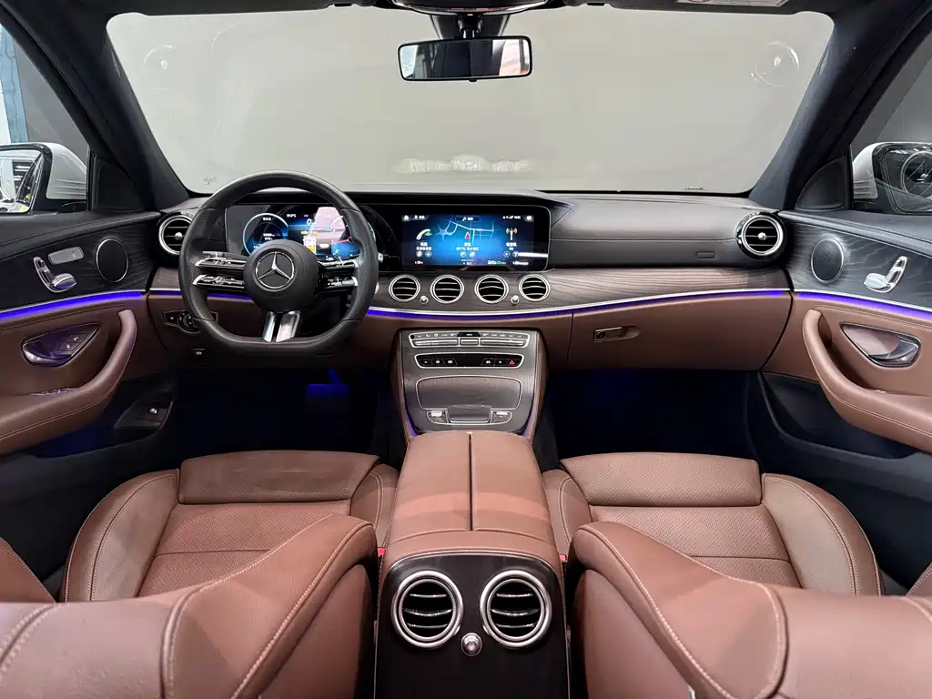 Mercedes-Benz E-Class 2021 — фото 14