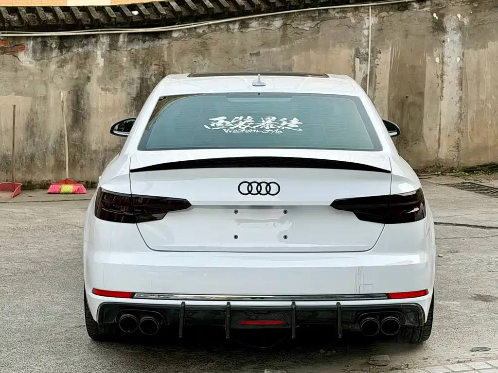 Audi A4L 2020 — фото 7