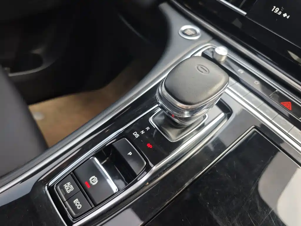 GAC Motor Trumpchi M8 2021 — фото 13