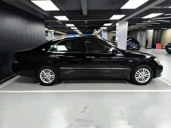Toyota Crown 2009