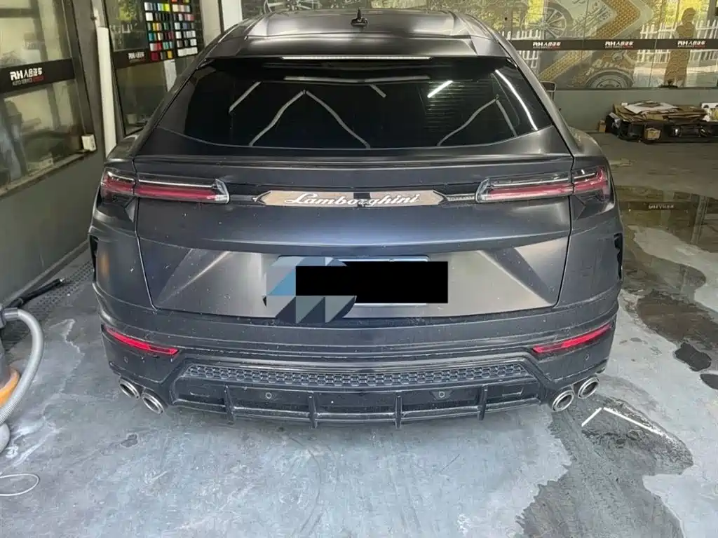 Lamborghini Urus 2021 — фото 10