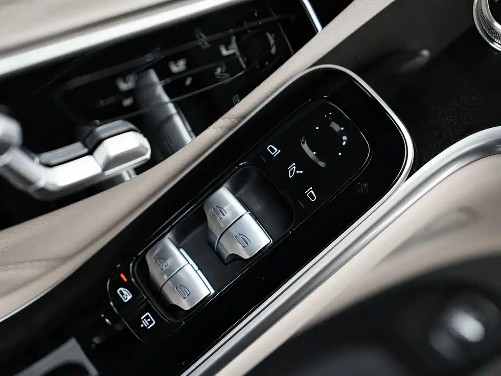 Mercedes-Benz S-Class 2026 — фото 13