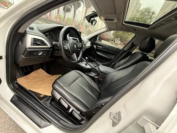 BMW 1 Series 2015