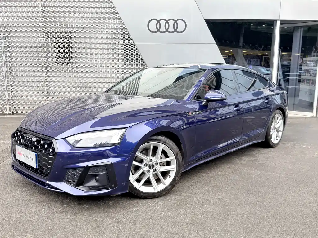 Audi A5 2022 — фото 1
