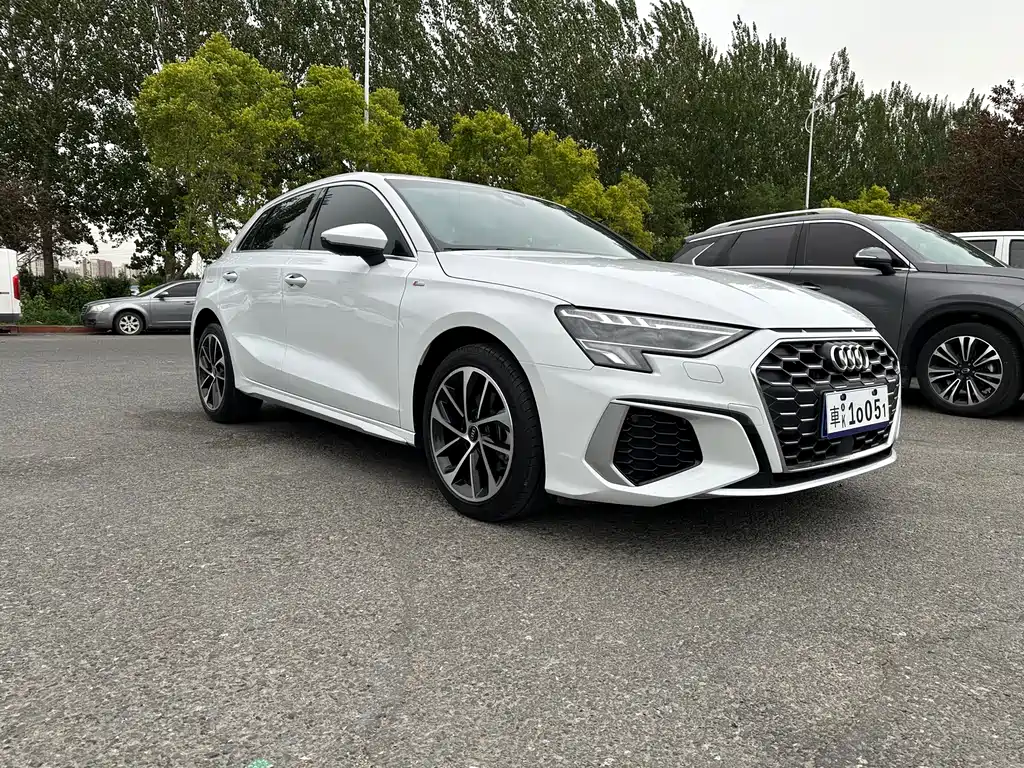 Audi A3 2022 — фото 2