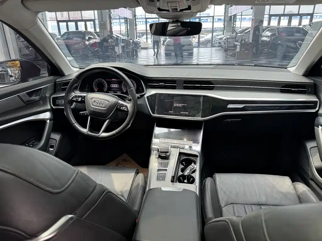 Audi A6L 2021