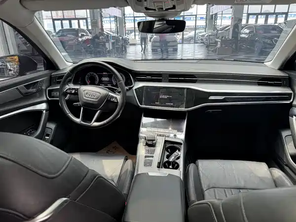 Audi A6L 2021