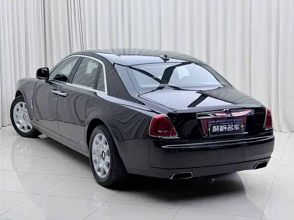 Rolls-Royce Ghost 2010