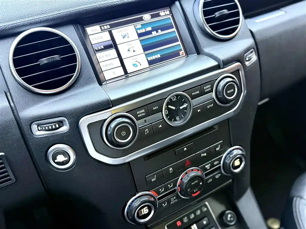 Land Rover Discovery 2013 — фото 11