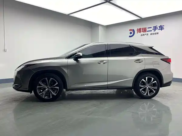 Lexus RX 2020