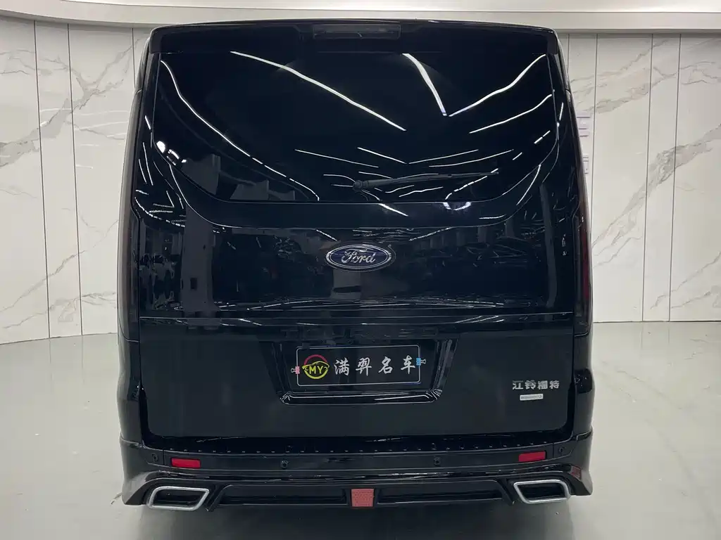 Ford Tourneo 2023 — фото 10