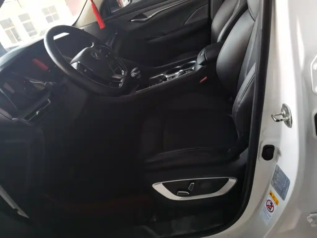 Changan CS75PLUS 2022 — фото 15