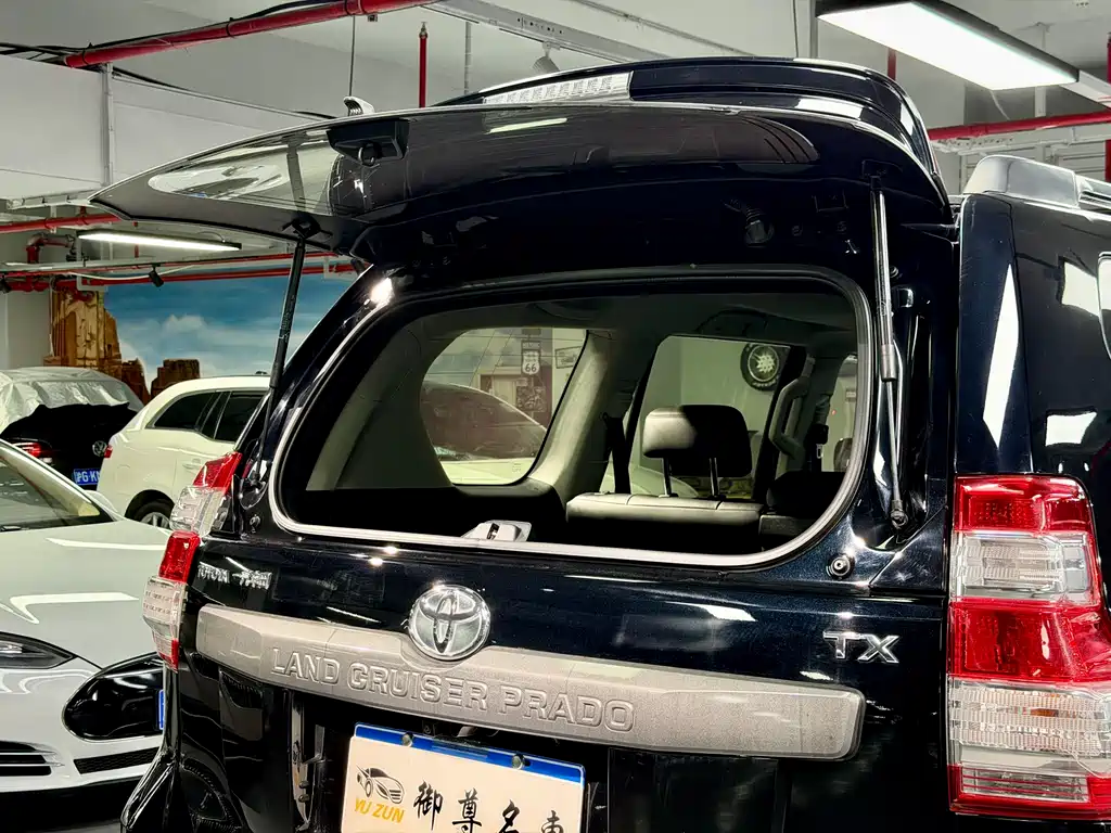 Toyota Prado 2017 — фото 12