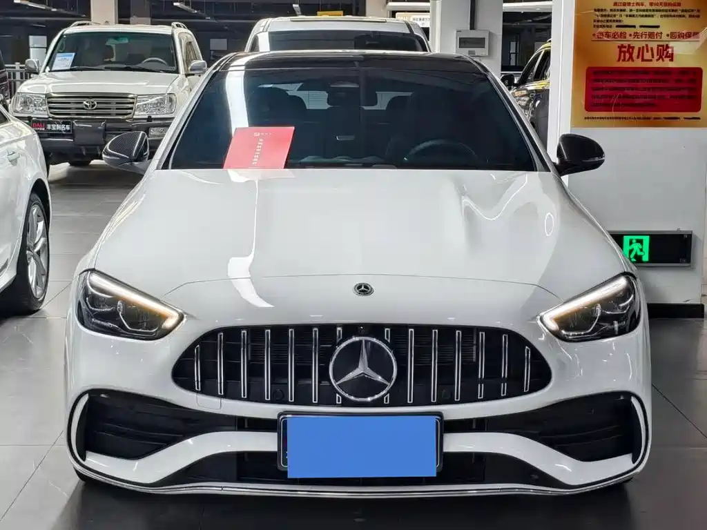 Mercedes-Benz C-Class 2023