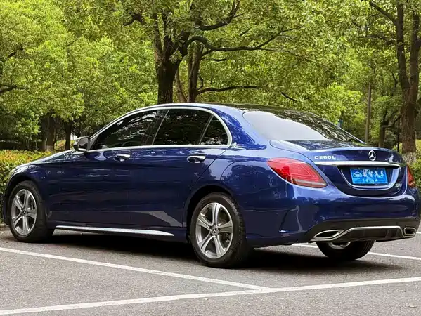 Mercedes-Benz C-Class 2020
