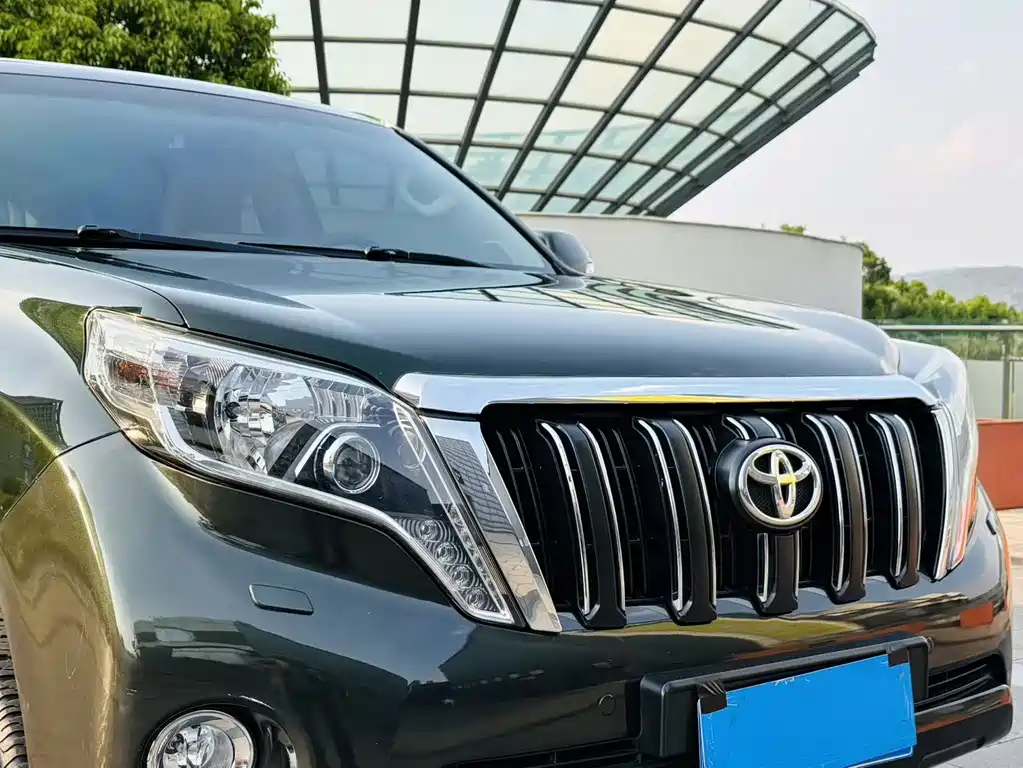 Toyota Prado 2014 — фото 21