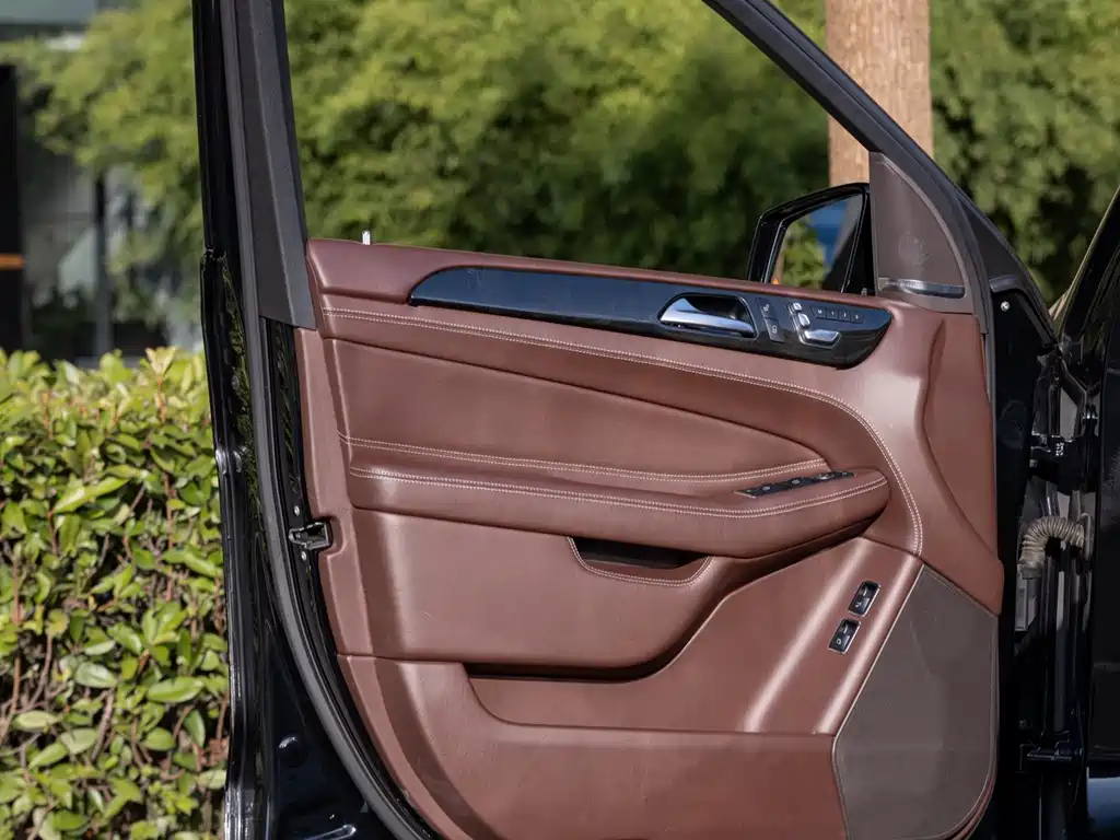 Mercedes-Benz GLS 2018 — фото 20