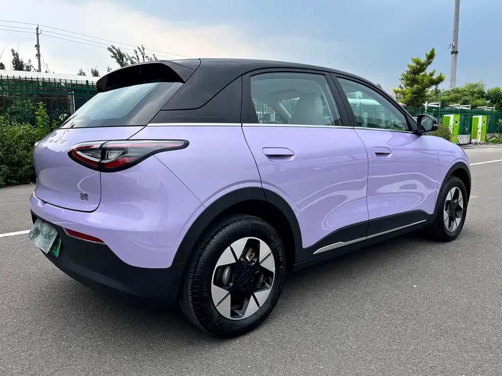 Geely Galaxy Starwish 2025 — фото 19