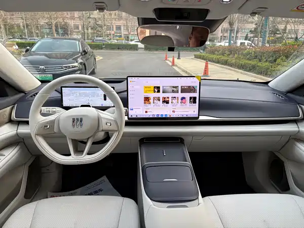 Buick Zhijing L7 2025
