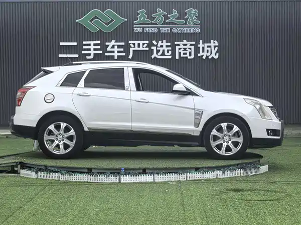 Cadillac SRX 2013