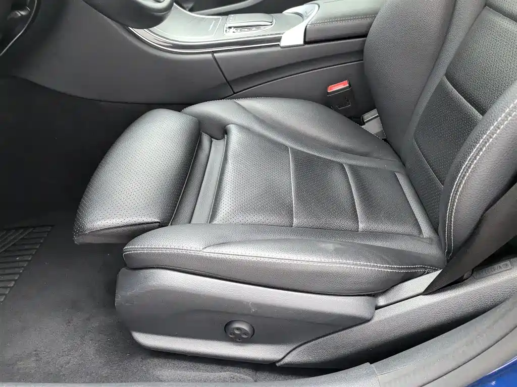 Mercedes-Benz C-Class 2019 — фото 20