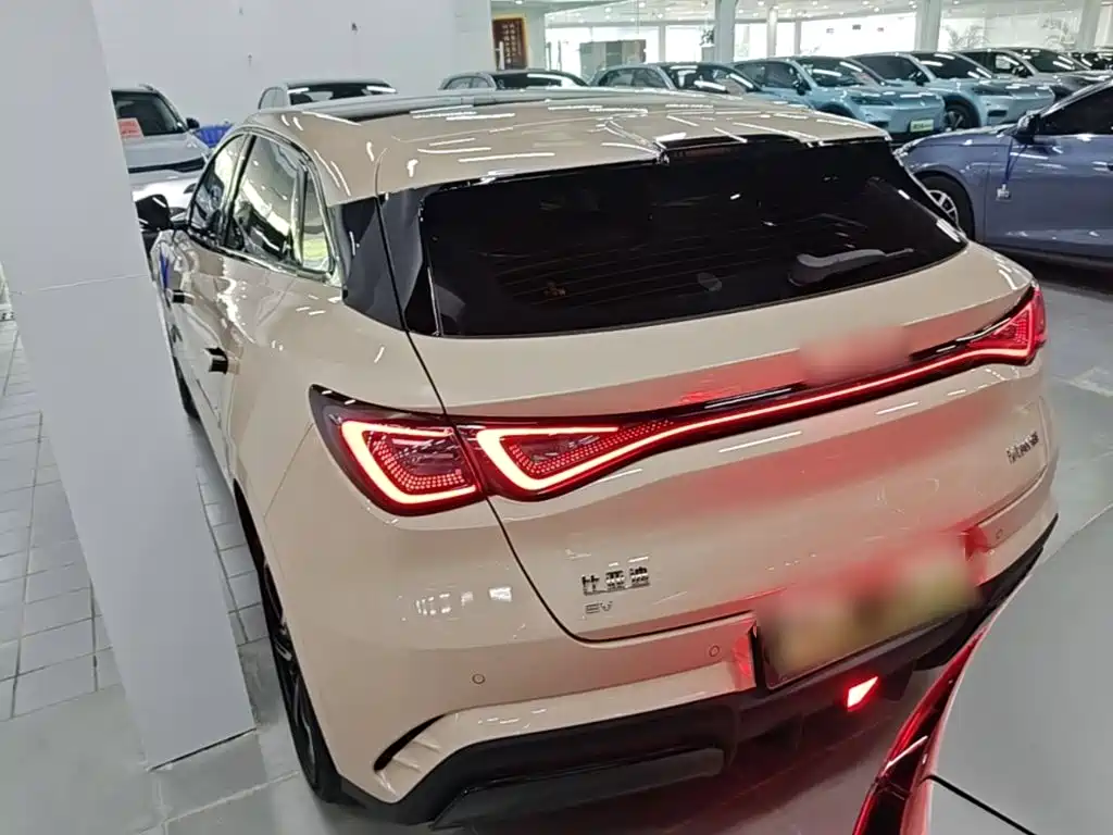 BYD Seal 06GT 2025 — фото 5
