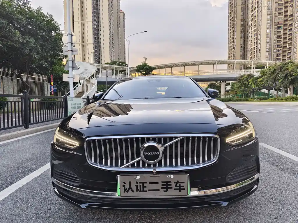 Volvo S90 PHEV 2023 — фото 5
