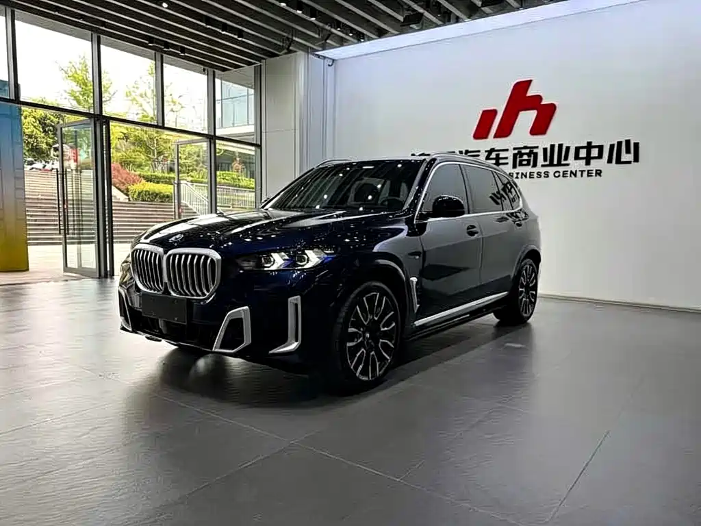 BMW X5 2024 — фото 1