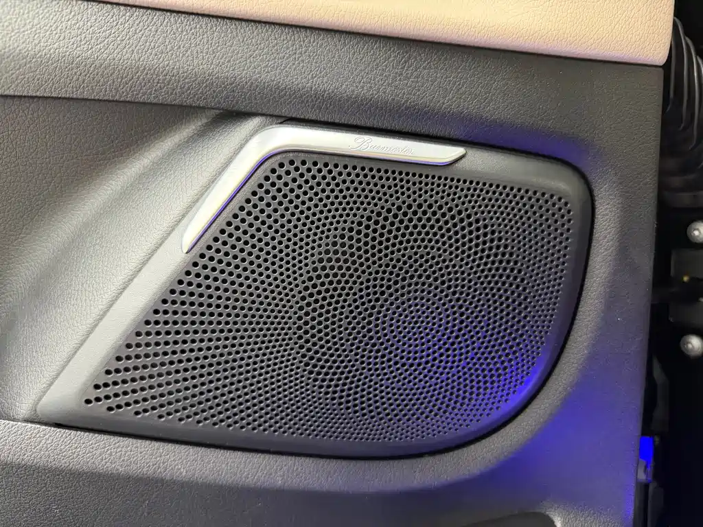Mercedes-Benz V-Class 2020 — фото 14