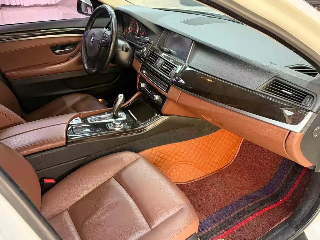 BMW 5 Series 2015 — фото 6