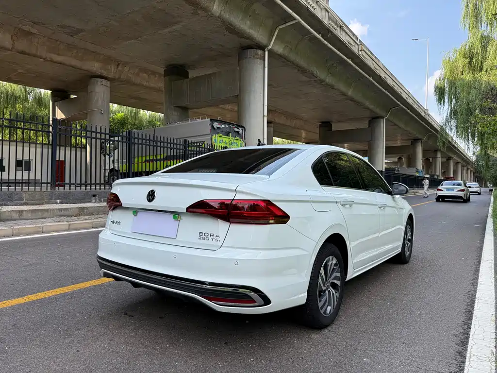 Volkswagen Bora 2024