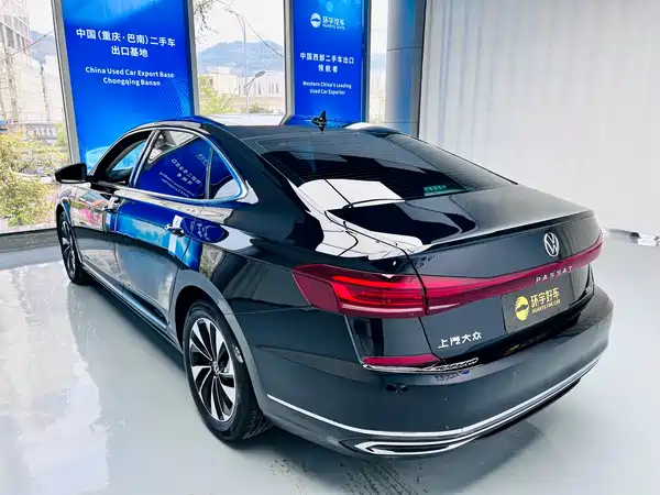 Volkswagen Passat 2023