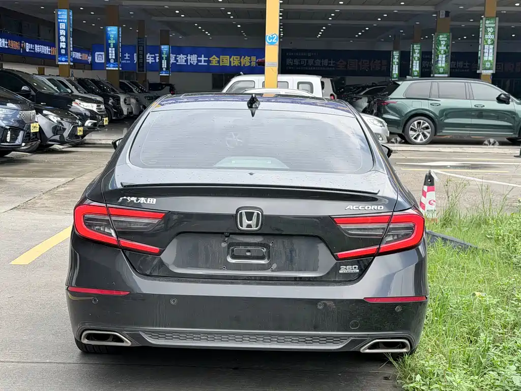 Honda Accord 2022 — фото 11