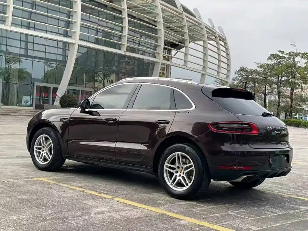 Porsche Macan 2017 — фото 9