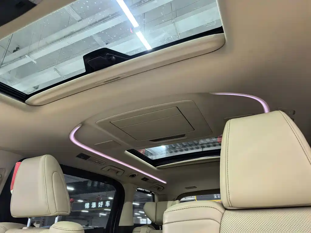 Toyota Alphard 2019 — фото 18