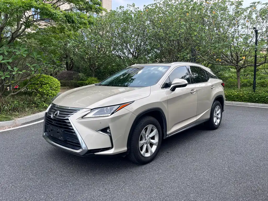 Lexus RX 2017 — фото 1