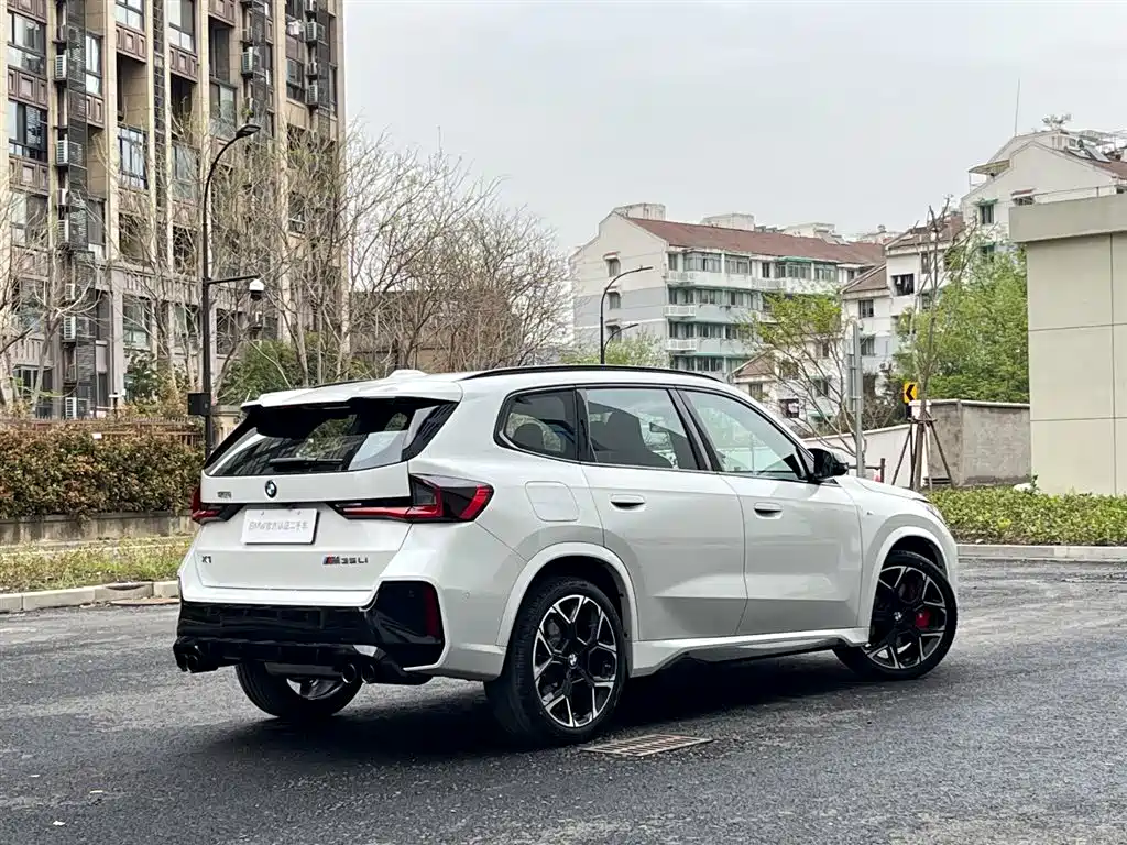 BMW X1 M35Li — фото 2