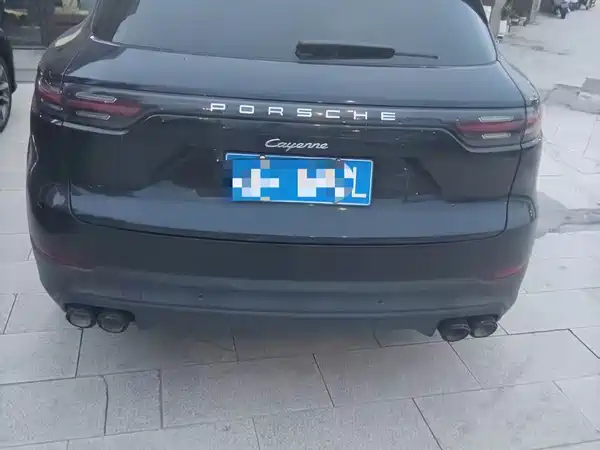 Porsche Cayenne 2022
