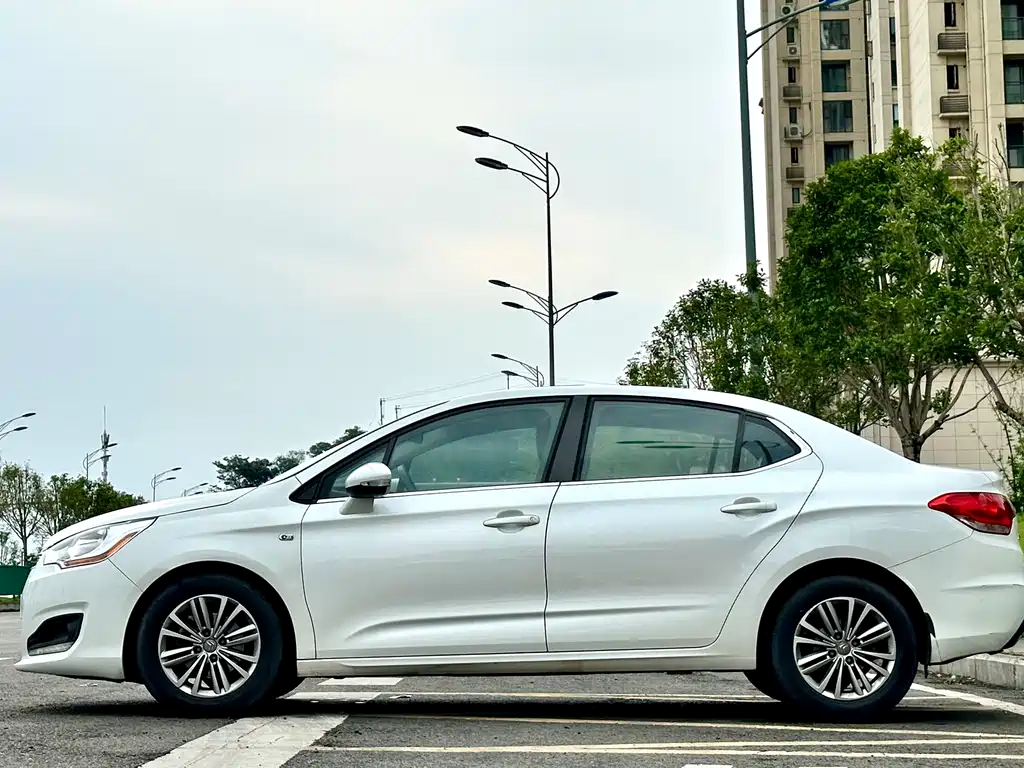 Citroen C4L 2015 — фото 7