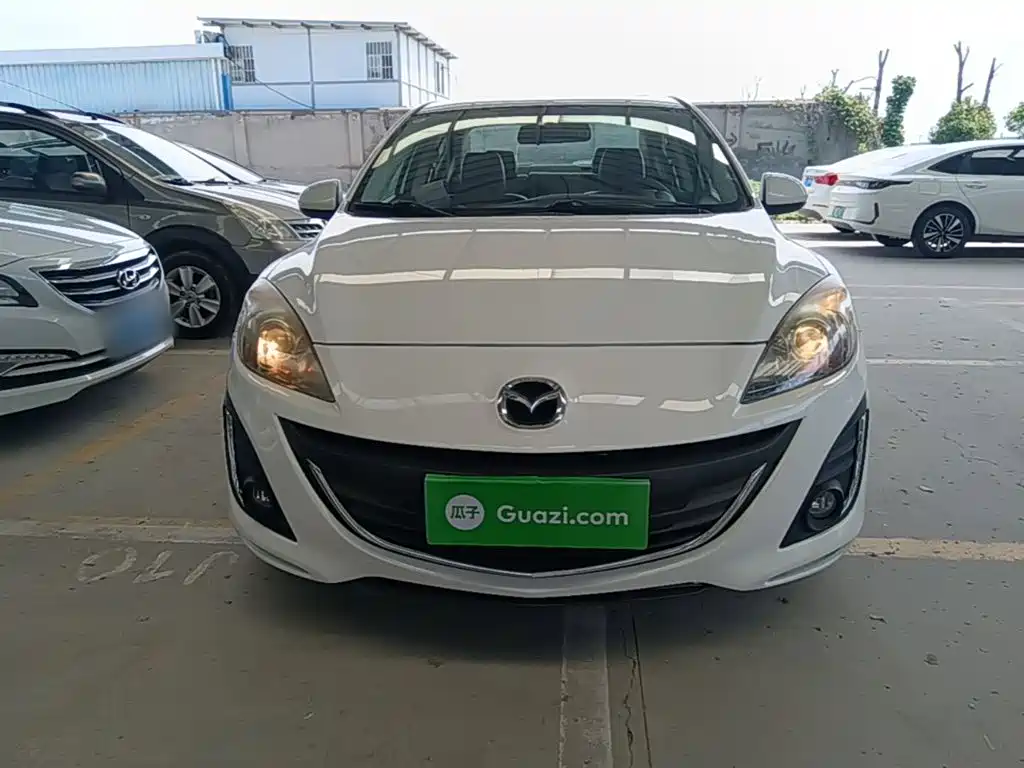 Mazda 3 Xingcheng 2015
