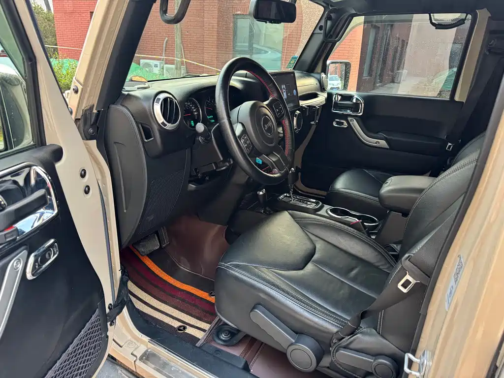 Jeep Wrangler 2016 — фото 4