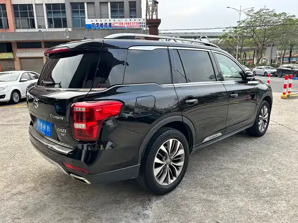 GAC Trumpchi GS8 2017
