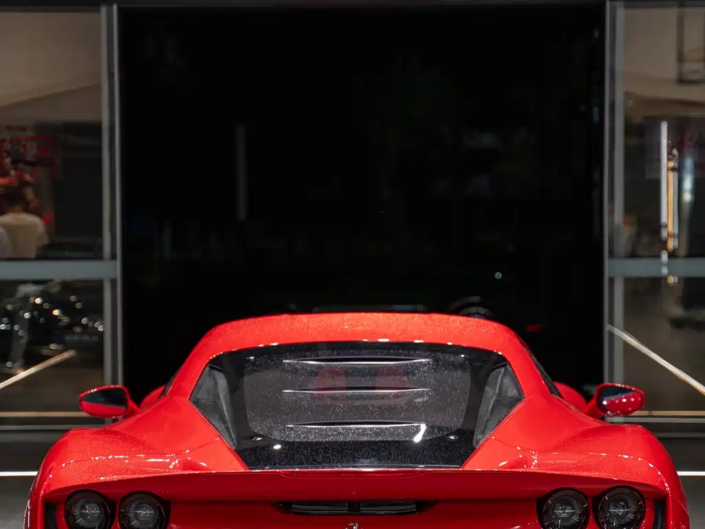 Ferrari F8 2020 — фото 9