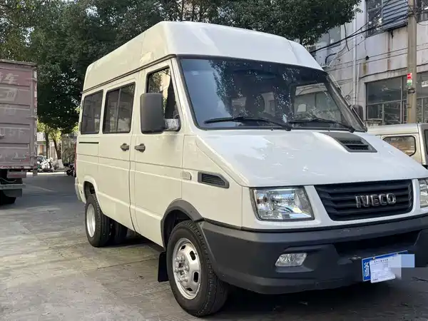 Iveco Proud 2019