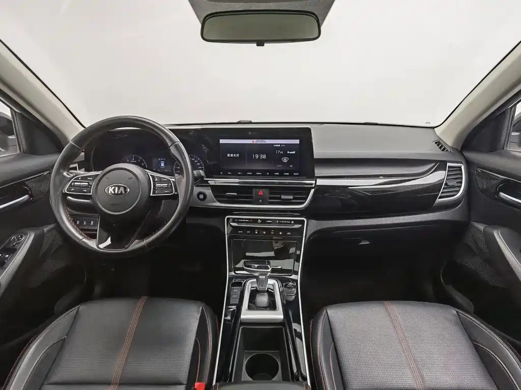 Kia KX3 Proud Running 2020