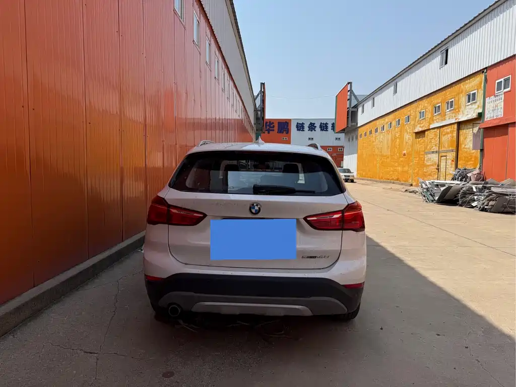 BMW X1 2019 — фото 15