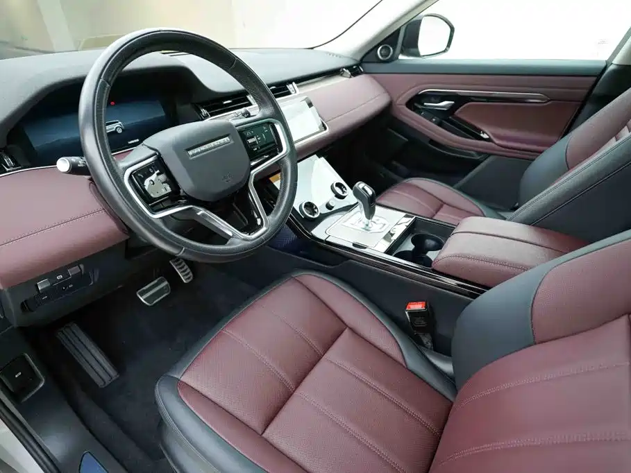 Land Rover Range Rover Evoque 2023 — фото 10