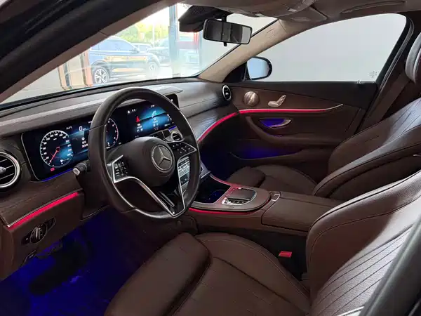 Mercedes-Benz E-Class 2022