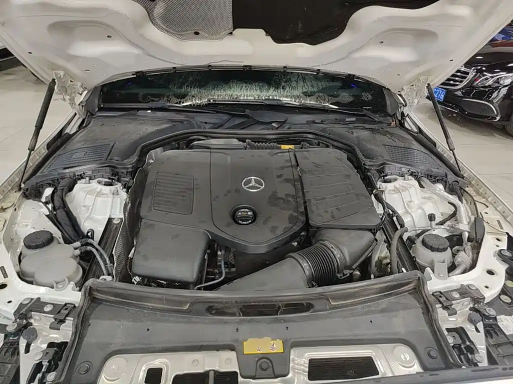 Mercedes-Benz C-Class 2023 — фото 16
